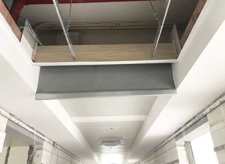 活動式擋煙垂壁由哪幾個方面控制？
